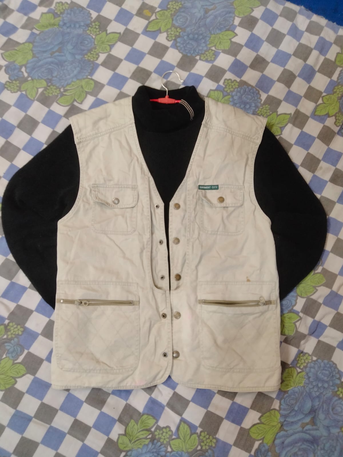 6 pocket cargo half sleeve jacket With High Nack